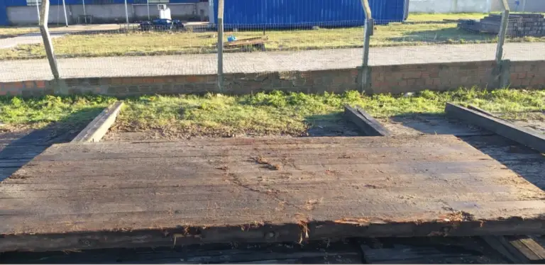How to destroy a Eucalyptus mat: 16x7x6 Eucalyptus Timber Mats After One Year Field Testing