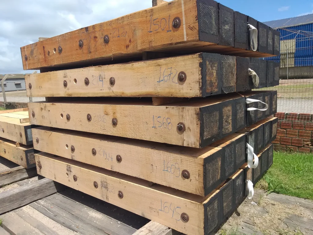 Custom mats - Eucalyptus Outrigger Mats